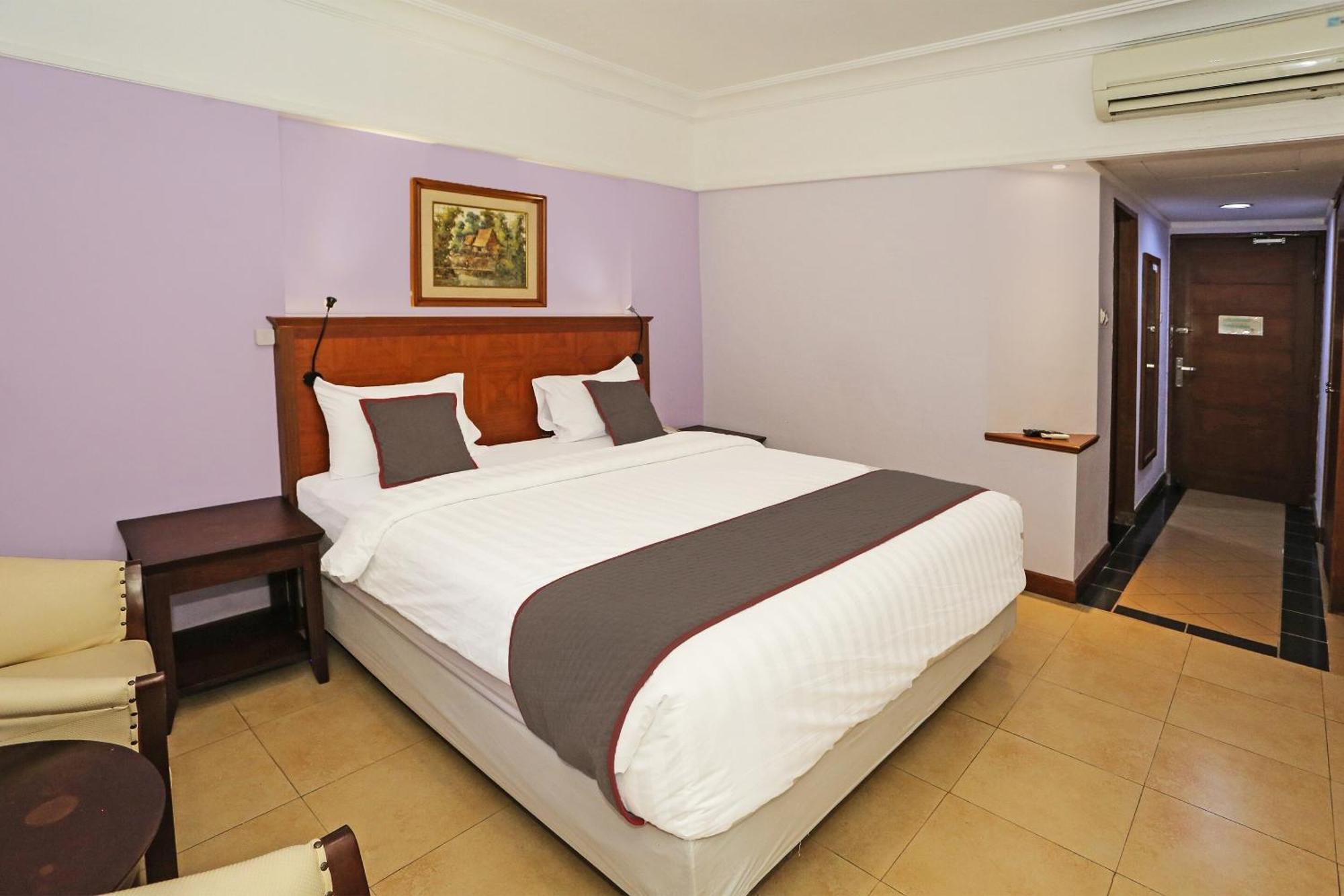 Collection O 91898 Series Hotel Kuningan Jakarta Exterior photo