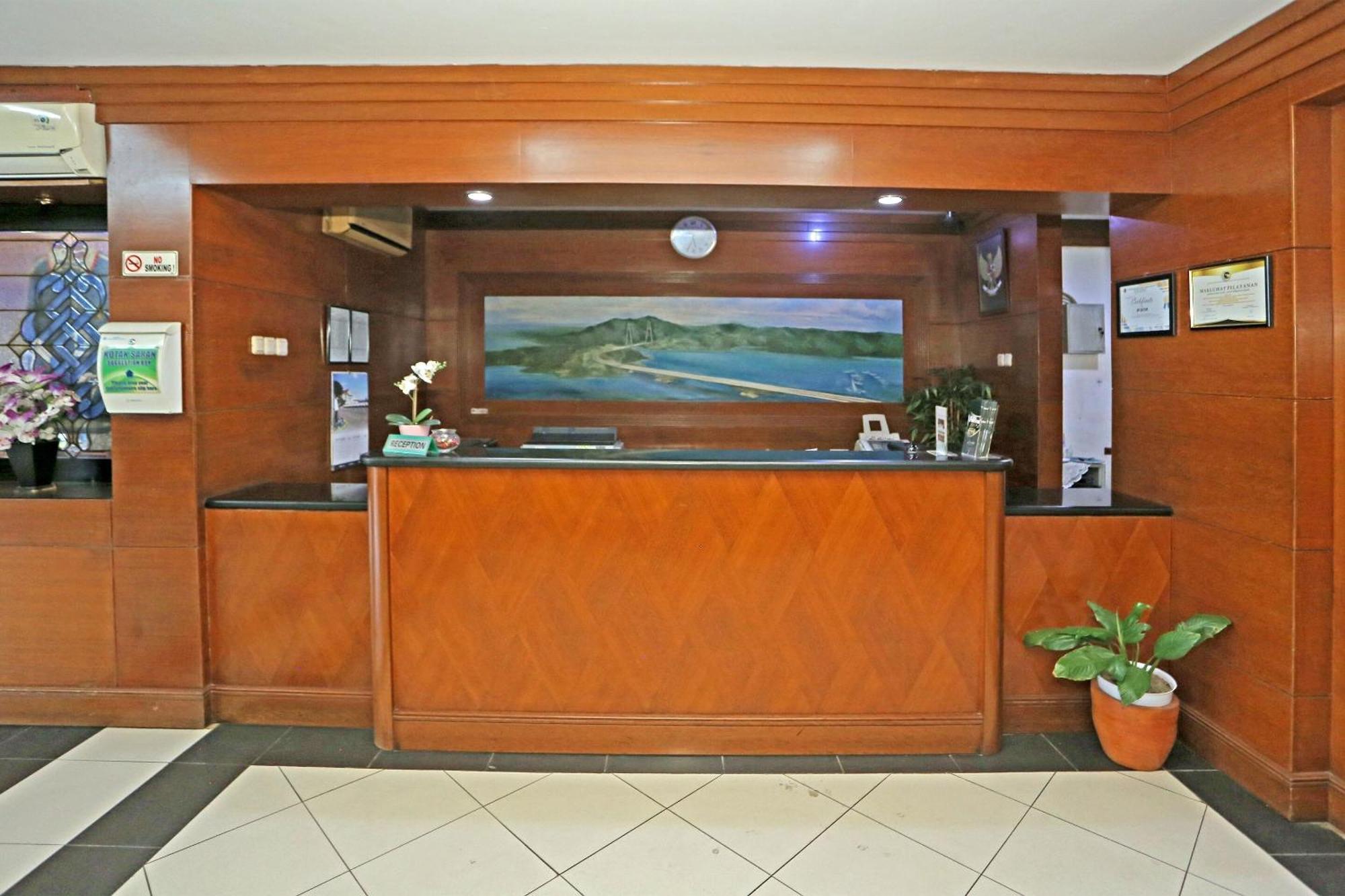 Collection O 91898 Series Hotel Kuningan Jakarta Exterior photo